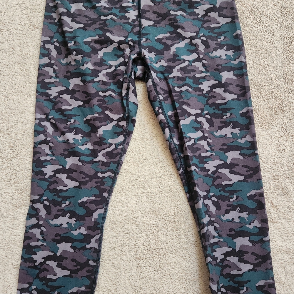 Fabletics Camouflage Leggings